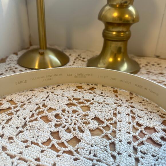 Vintage Liz Claiborne Large Fullgrain Leather Semi Aniline Ivory Gold Belt - Picture 3 of 6